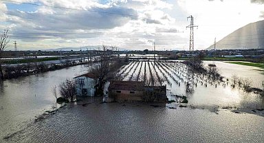 Manisa'yı sağanak vurdu, taşkın hasarı gün ağarınca ortaya çıktı