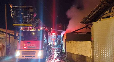 Manyas'ta samanlık yangını söndürüldü