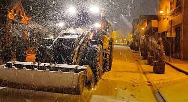 Mardin Büyükşehir Belediyesinden karla mücadele çalışmaları