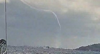 Marmaris Körfezi'nde hortum paniği