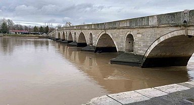 Meriç ve Tunca nehirlerinde su seviyesi yükseldi