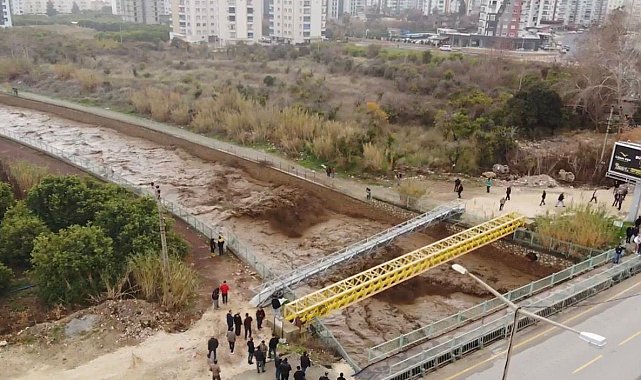 Mersin'de şiddetli yağış sel ve su taşkınlarına neden oldu