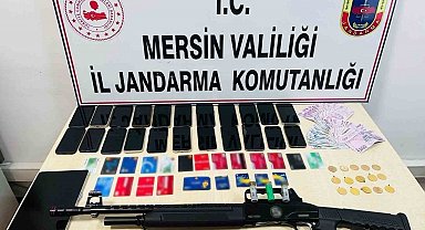 Mersin'de yasa dışı bahis operasyonu: 8 şüpheli tutuklandı