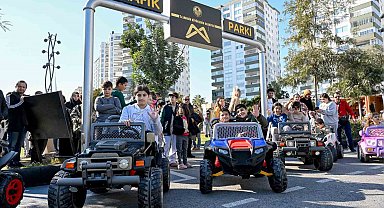 Mersin'deki Trafik Parkı çocukların akınına uğradı