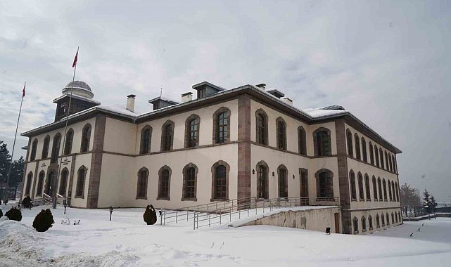 MHP İl Başkanı Yurdagül; "Erzurum kongre binası yıkılmayacak"