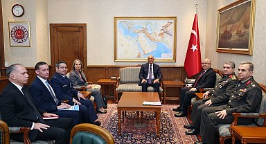 Milli Savunma Bakanı Güler, ABD Büyükelçisi ve Suriye Özel Temsilcisi Barrack'ı kabul etti