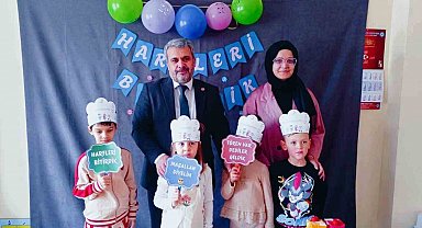 Minik öğrencilerin harfleri bitirme sevinci