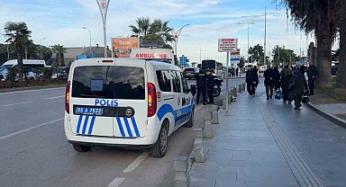 Motosikletin çarptığı yaya yaralandı