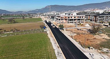 Muğla Büyükşehir, Menteşe'de yol yatırımlarını aralıksız sürdürüyor