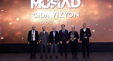Muğla MÜSİAD üyelerinin kuruluşu Endemiks Tarım'a girişimcilik ödülü