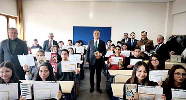 Muğla'da 161 bin öğrenci karne aldı, yarıyıl tatili başladı