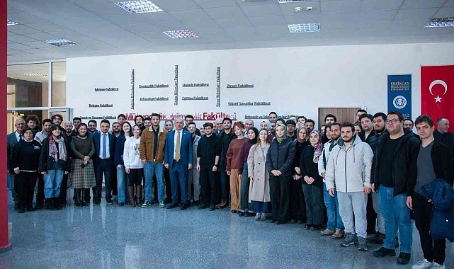 Mühendislik Mimarlık Fakültesinde rektör-öğrenci buluşması