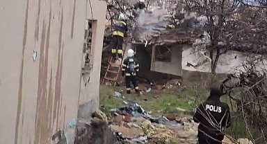 Muhtarı isyan ettiren yangın