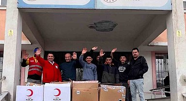 Muradiye'de 16 bin öğrenciye giyim desteği