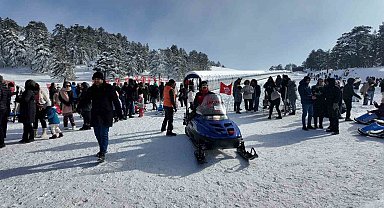 Murat Dağı Termal Kayak Merkezi, sömestirde tatilcilerin gözdesi oldu
