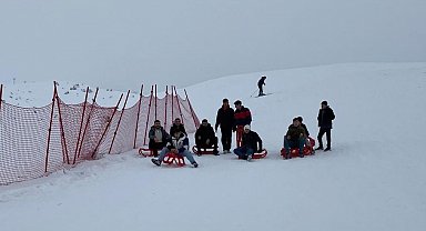 Muş Çocuk Evleri Sitesi'nden çocuklara yarıyıl tatilinde kayak keyfi