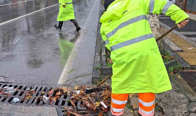 MUSKİ ekipleri 24 saat yağmur mesaisinde