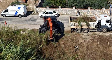 MUSKİ Fethiye'de 71,5 kilometre dere temizliği yaptı