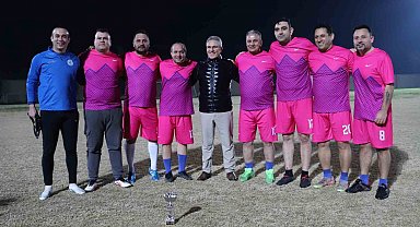 Nazilli Belediyesi Futbol Turnuvası'nda Şampiyon Özel Kalem Müdürlüğü oldu