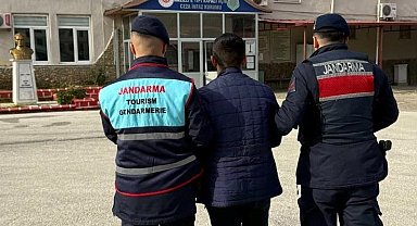 Nazilli'de 8 yıl hapis cezası ile aranan dolandırıcı yakalandı