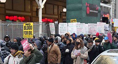 New York'ta binlerce kişi Venezuela için yürüdü