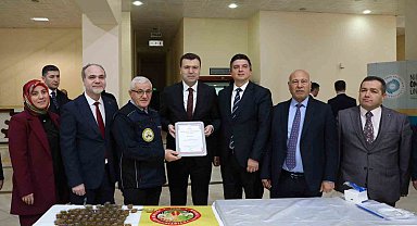 Niğde Geven Balı'nın coğrafi işareti tanıtıldı, arıcılık eğitimi verildi