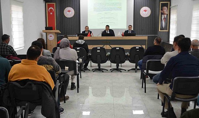 Niğde'de hayvan sağlığı eğitim toplantısı düzenlendi