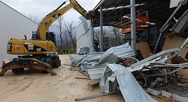 Nilüfer'de 3 yıkım birden