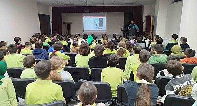 Öğrencilere sağlıklı çocuk sağlıklı gelecek etkinliği