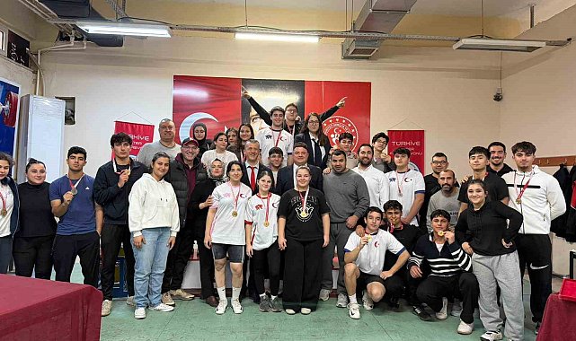Okul sporları gençler halter müsabakaları tamamlandı