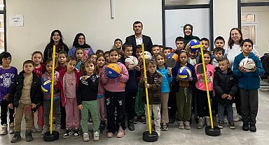 Okullara spor malzemesi desteği