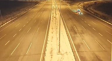 Önce kameralara, sonra jandarmaya yakalandı