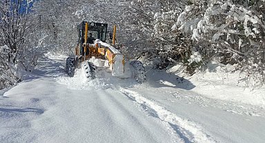 Ordu'da karla mücadele: 3 günde toplam 18 bin km yol ulaşıma açıldı