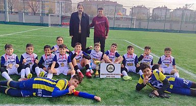 Osman Ulubaş Köşk Ortaokulu şampiyon oldu