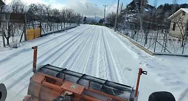 Osmangazi'nin yüksek kesimlerinde kar nöbeti