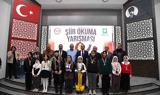 Osmaniye'de 7 Ocak coşkusu, ortaokullar arası şiir yarışmasıyla taçlandı