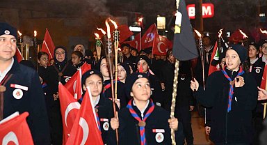 Osmaniye'nin kurtuluşu fener alayıyla kutlandı
