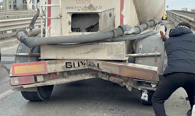 Otomobil tankere arkadan çarptı: 1 yaralı