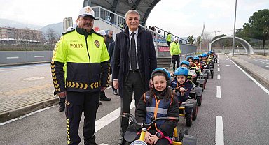 Oyak Renault'dan gelecek için güvenli adımlar projesi