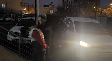 Parfüm hırsızları adli kontrol şartıyla serbest kaldı