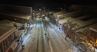 Patnos'ta karla mücadele aralıksız sürüyor