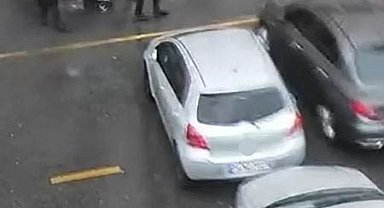 Polis kalkanı, bebeği ve annesini fırtınadan korudu