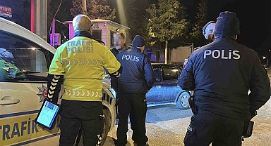 Polisin alkollü sürücüyle imtihanı: "Ahmet'cim bana senin 'şuradan git' demen canımı sıktı"