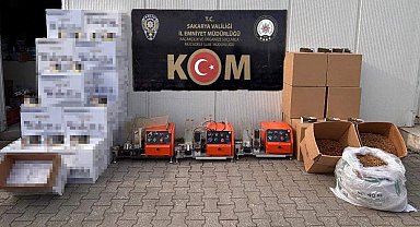 Polisten iki ilçede uyuşturucu ve kaçakçılık operasyonu: 4 gözaltı