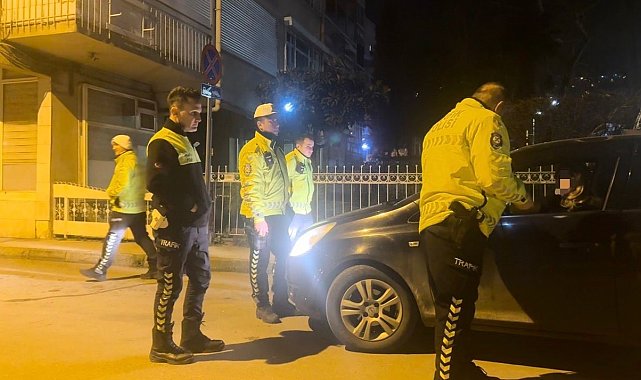 "Eşim gelmeden araçtan inmem" dedi, 1.45 promil alkollü çıktı