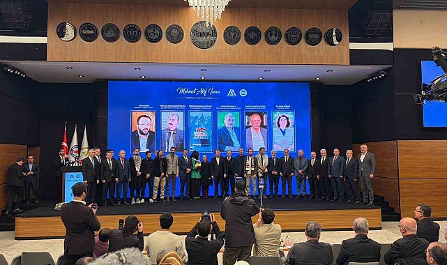 "Mehmet Akif İnan Ödülleri" sahiplerini buldu