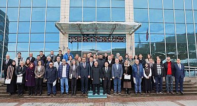 Rektör Sözbir'den teşekkür belgesi