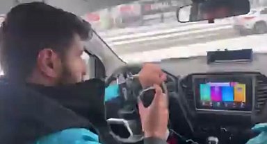 Sağlık ekipleri zorlu kar yolculuğunun ardından hastaya ulaştı