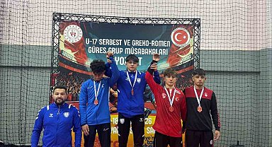 Şahinbey Belediye Spor, U17 güreşte grup şampiyonu