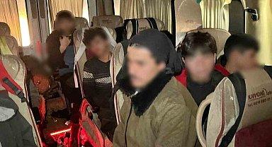 Sakarya'da 32 düzensiz göçmen yakalandı